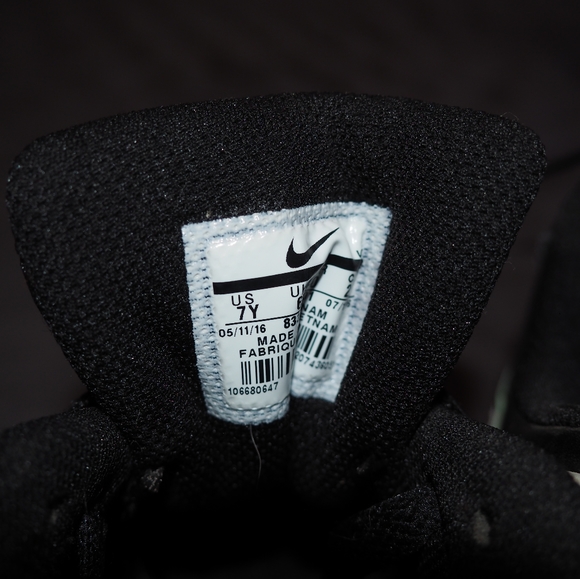 Nike Air Max - Picture 3 of 4